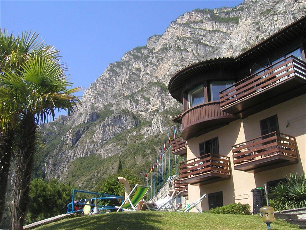 Surf Hotel Pier - Montagnoli Group Limone sul Garda Exterior photo