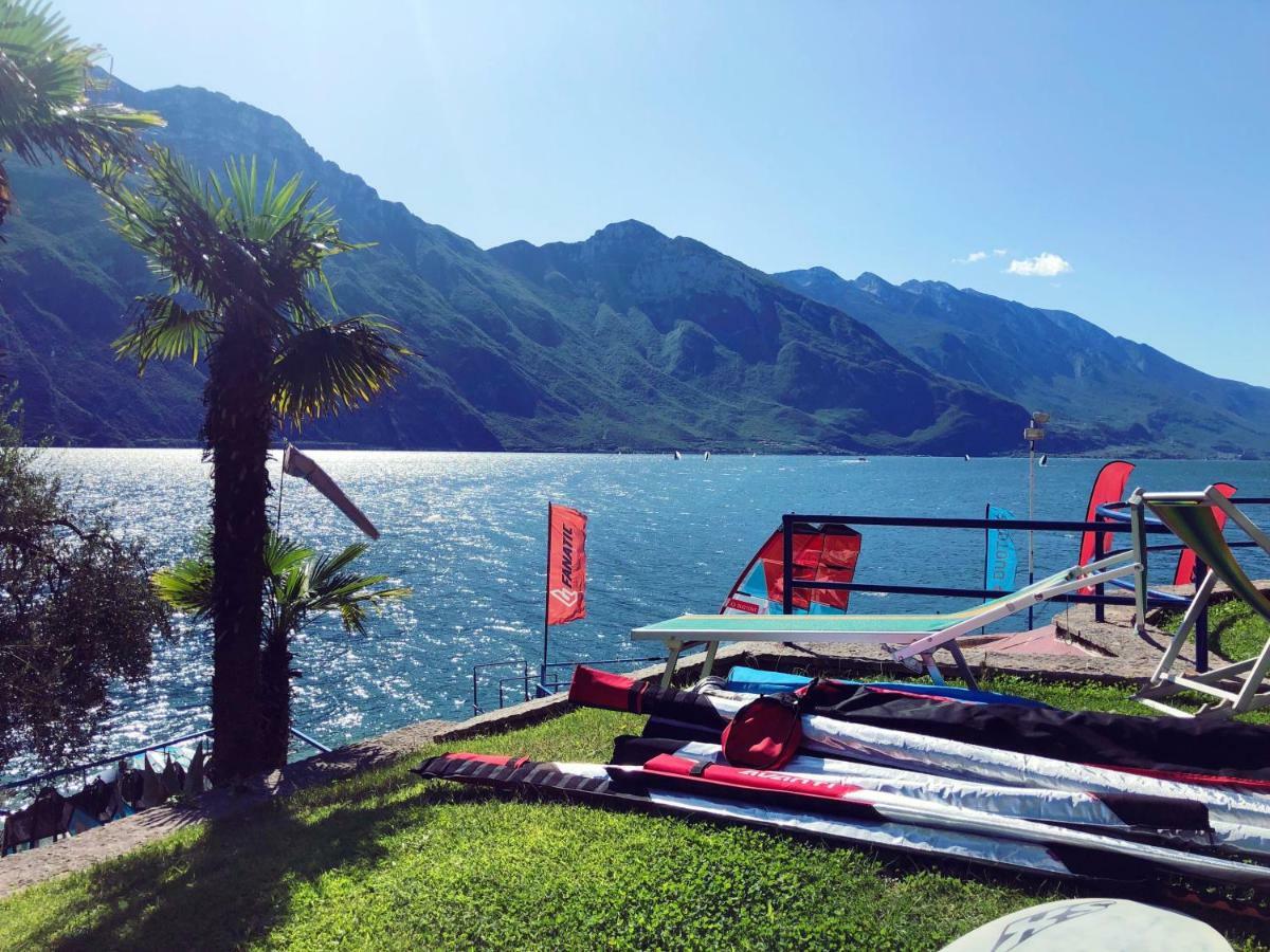 Surf Hotel Pier - Montagnoli Group Limone sul Garda Exterior photo